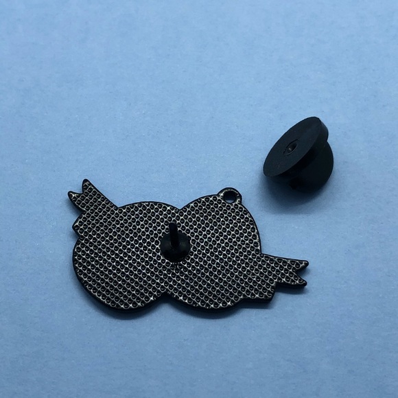 🌻10/$10🌻 You Kill Me Tamagotchi Y2K Enamel Pin - Picture 6 of 6